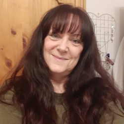 Linda is looking for singles for a date